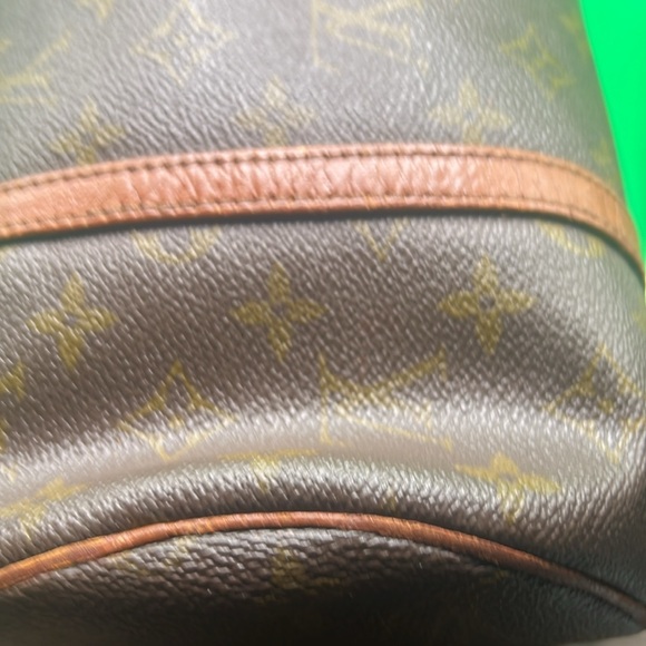 Louis Vuitton pouchet - Picture 7 of 17